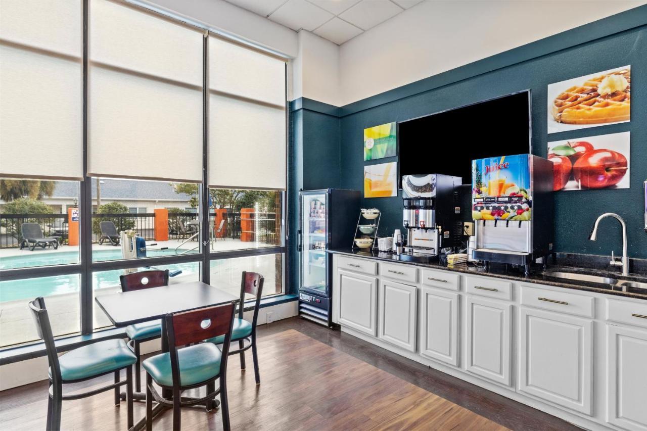 Garnet Inn & Suites, Morehead City Near Atlantic Beach מראה חיצוני תמונה